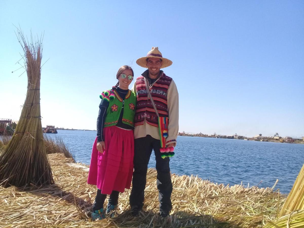 Los Uros Puno Exteriör bild
