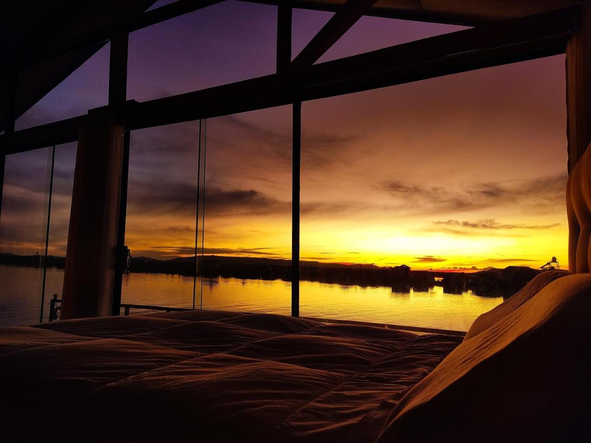 Los Uros Puno Exteriör bild