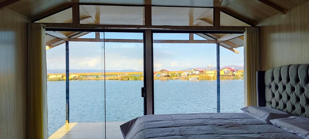 Los Uros Puno Exteriör bild