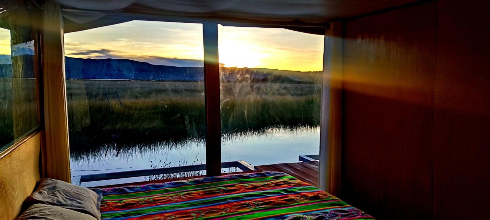 Los Uros Puno Exteriör bild