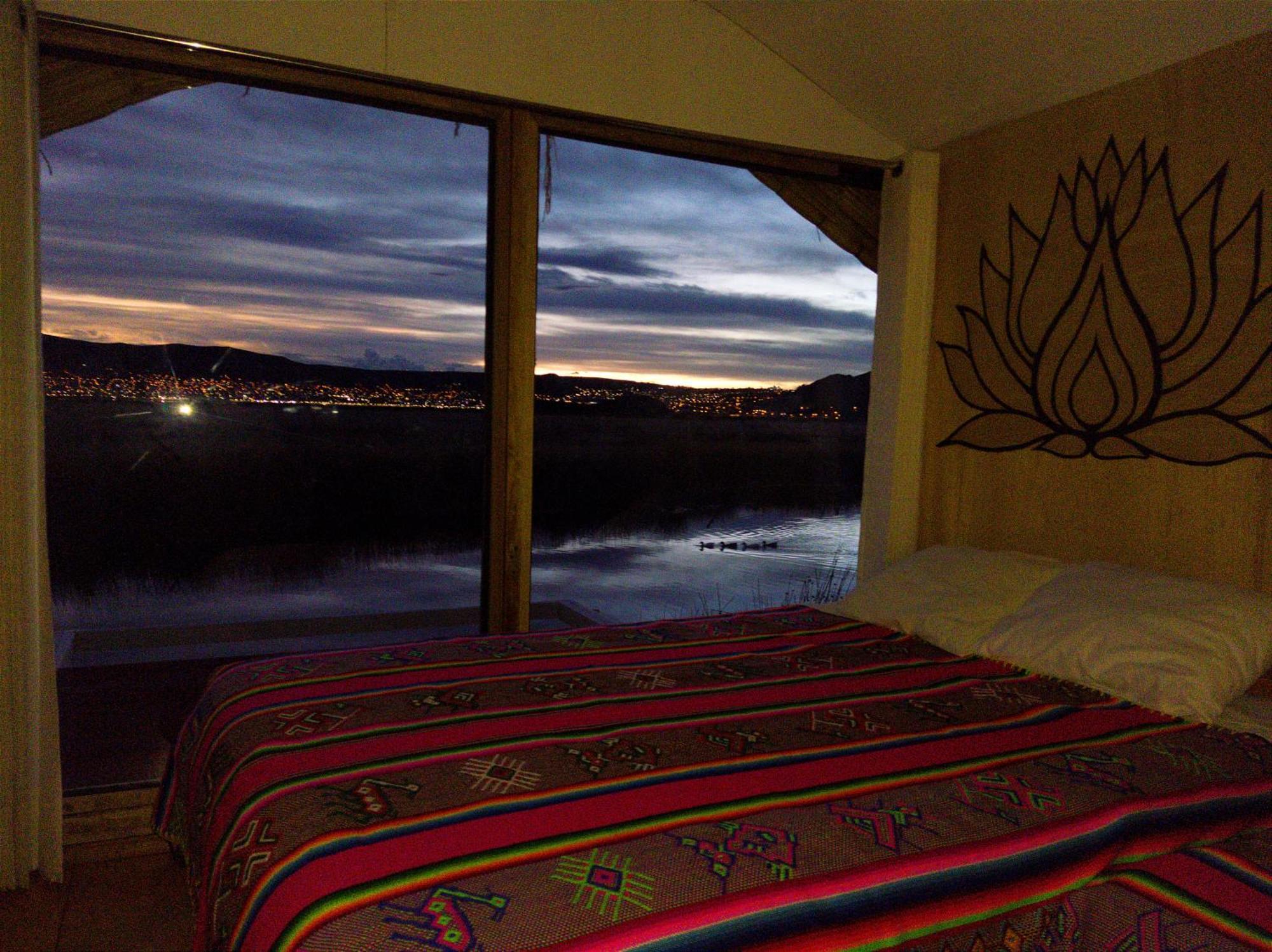 Los Uros Puno Exteriör bild